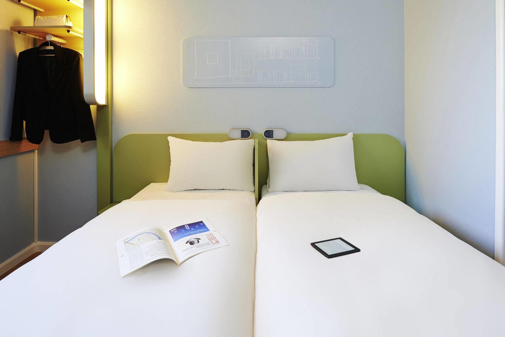 Ibis Budget Basel City Exterior foto